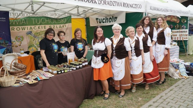 Powiat Tucholski na targach "Lato na Wsi" organizowanych przez Kujawsko-Pomorski Ośrodek Doradztwa Rolniczego w Minikowie.