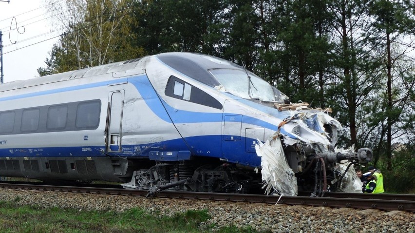 Wypadek pendolino pod Opole. Kończy się naprawa pociągu,...