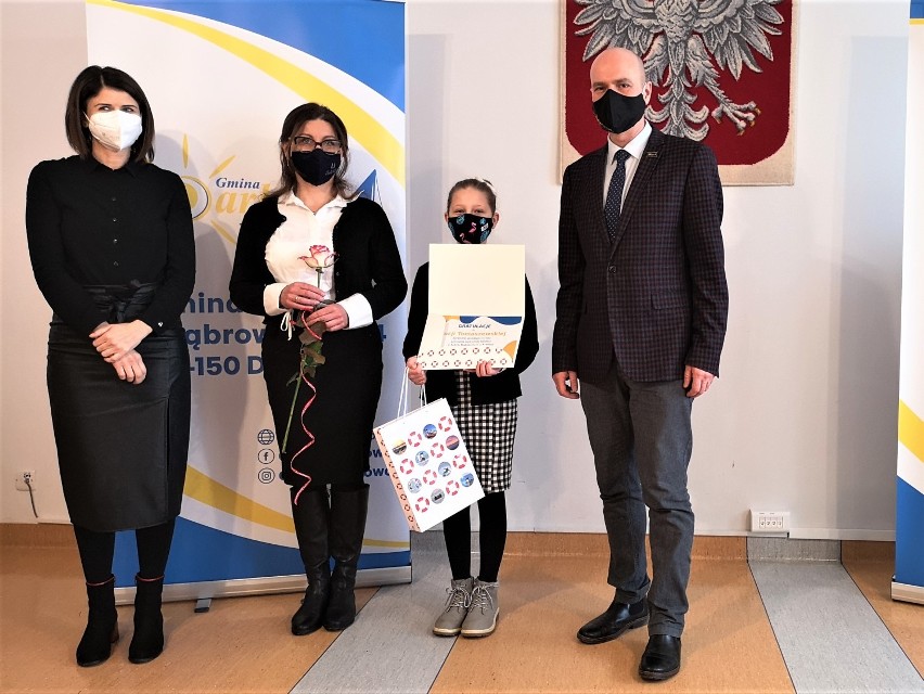 Gmina Darłowo: Nagrodzili najzdolniejszych uczniów 