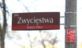 Nadzwyczajna sesja Rady Miejskiej. Radni zmienili nazwę pl. Lecha Kaczyńskiego na pl. Zwycięstwa