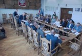 Radni z Nowogardu przeciwni uchwale w sprawie obrony dobrego imienia św. Jana Pawła II