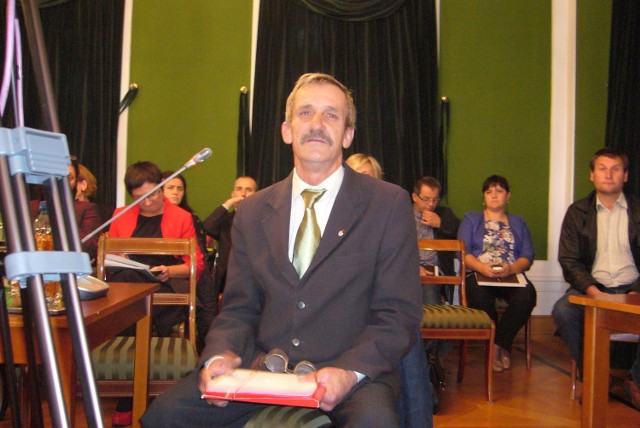 Rada gminy wysłuchała sołtysa Parchowa Stefana Trochanowskiego, ale nie podjęła decyzji, jakiej oczekiwał.