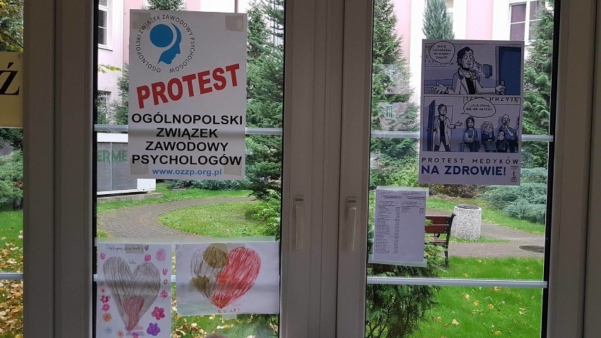 Protest głodowy medyków w Łodzi. Dzień 6 [ZDJĘCIA, FILM]