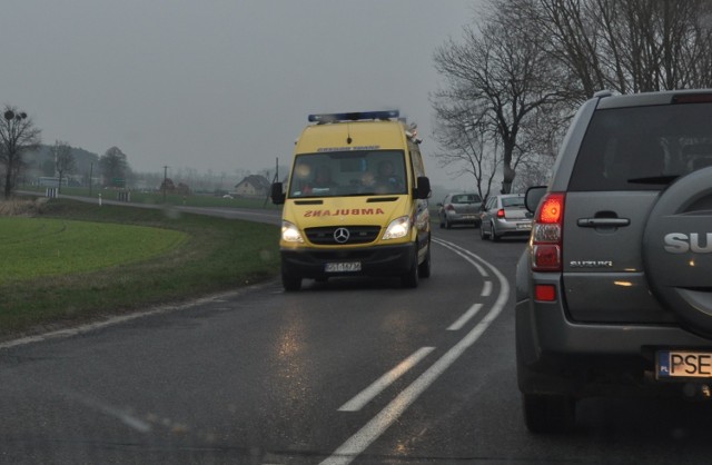 Wypadek: pod Olszą doszło do zderzenia dwóch samochodów - 25 marca 2016 r.
