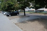 Nowe miejsca parkingowe przy Broniewskiego w Trzciance