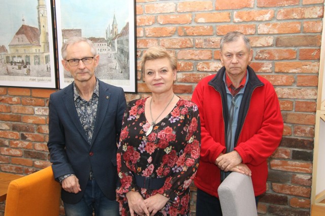 Członkowie Stowarzyszenia Polska 2050 (od lewej): Włodzimierz Szewczyk, Magdalena Paszyn i Jan Pawlik