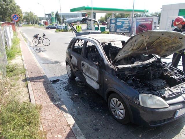 Pożar samochodu w Koninie