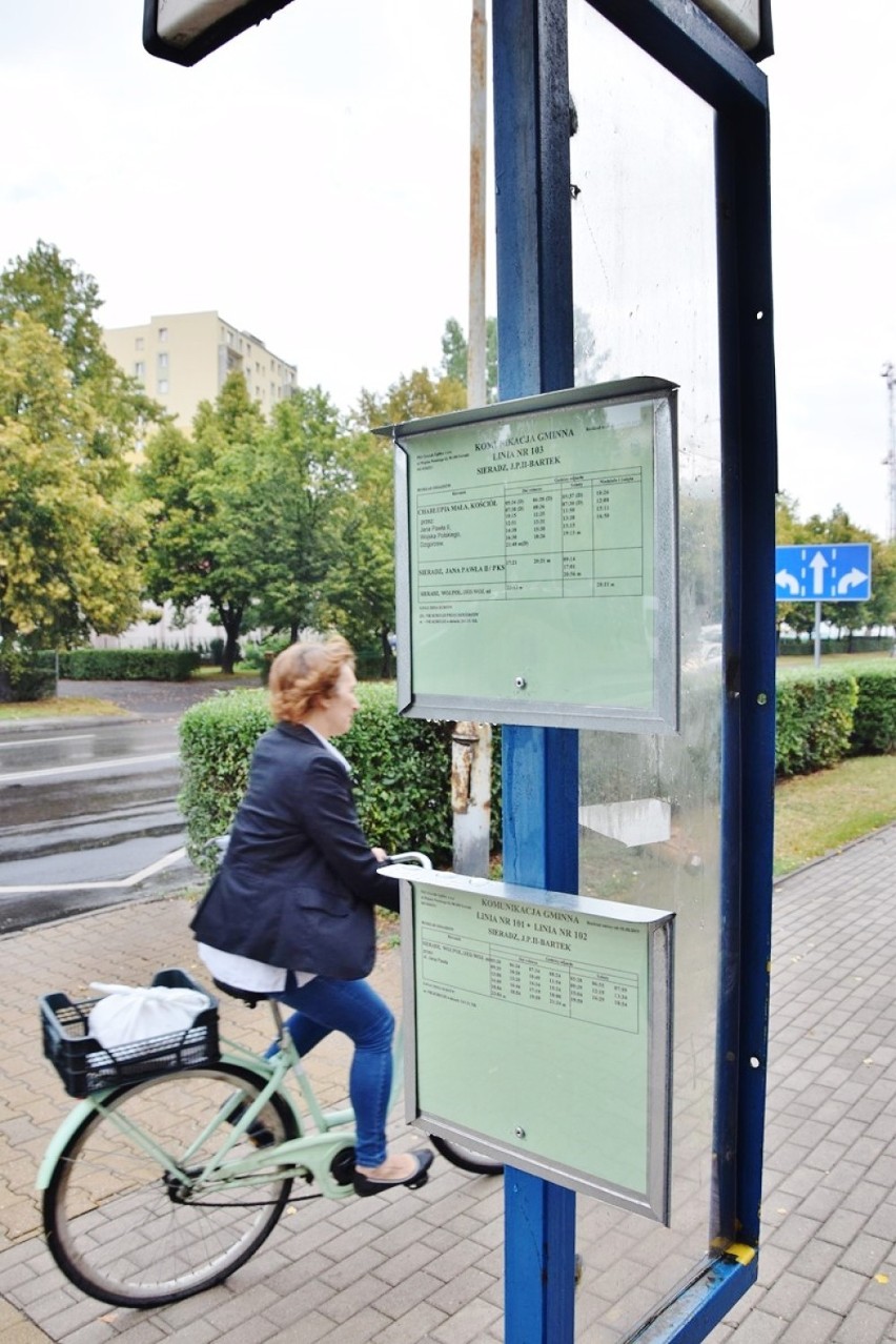 PKS zastępuje MPK w gminie wiejskiej Sieradz od 1 sierpnia. Jak zostały zorganizowane kursy, jakie ceny biletów, jakie ulgi? (fot, tabele)