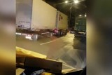 Wypadek na autostradzie A2. Kierowcy nie zrobili korytarza życia. Szok! Jak pomoc miała dotrzeć na czas?! [ZDJĘCIA, WIDEO]