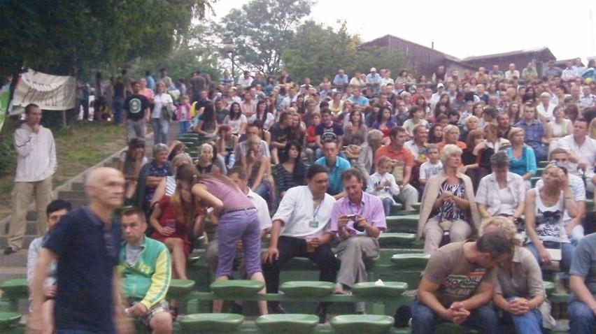 Koncerty i festiwale w Kraśniku. Tak wyglądały imprezy w Kraśniku dekadę temu. Szukajcie się na zdjęciach z Maliniaków