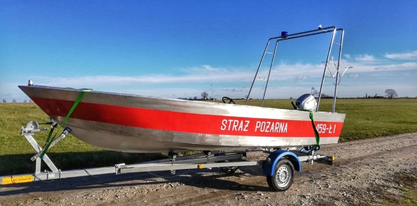 STRAŻACY: Nowoczesna łódź ratownicza dla OSP Jarocin