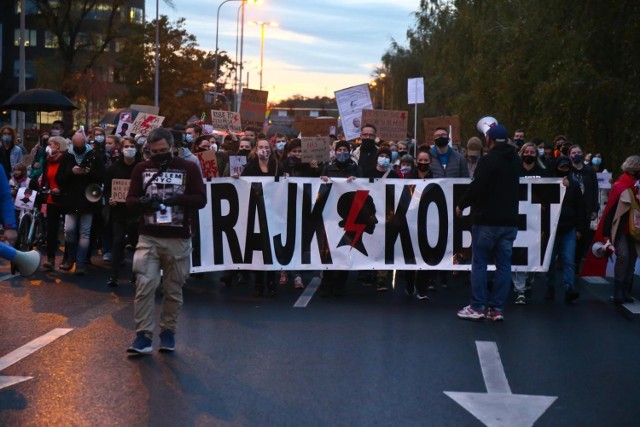 Protest przeciwko wyrokowi Trybunału Konstytucyjnego we Wrocławiu.