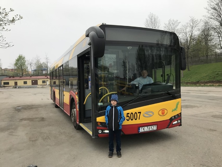 Marzenia 7-letniego Eryka z Kielc spełnili w Miejskim Przedsiębiorstwie Komunikacji