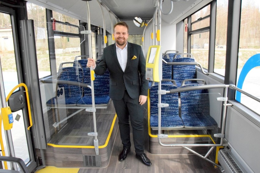 W marcu 2021 roku w Starachowicach autobusów używało 126...