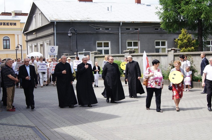 Dni Rodziny Radomsko 2014: "Marsz dla życia i rodziny" i...