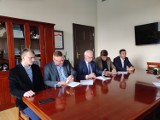 Umowy na modernizację kąpieliska Poligon w Sierakowie podpisane. Całość kosztować będzie ponad 22 miliony złotych