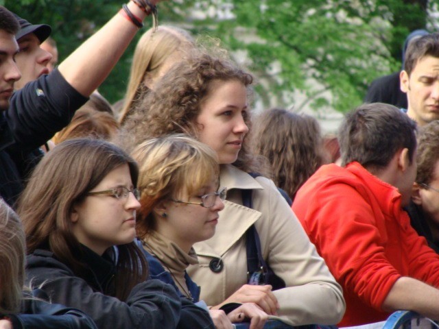 Drugi dzień Juwenaliów Uniwersytetu Warszawskiego 2012: zobacz, jak bawili się studenci [ZDJĘCIA]