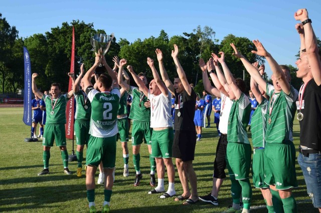 Powiśle Dzierzgoń sprawiło sensację w regionalnym Pucharze Polski i w finale w Pelplinie pokonało Bałtyk Gdynia, który w ligowej hierarchii jest o klasę wyżej