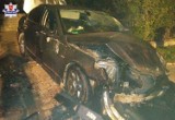 Wypadek BMW w Tarnawatce. Trzech pijanych mężczyzn przewieziono do szpitala