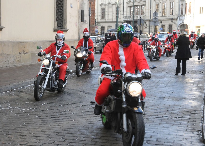 Prezydent Krakowa przekazał informację motocyklistom podczas...