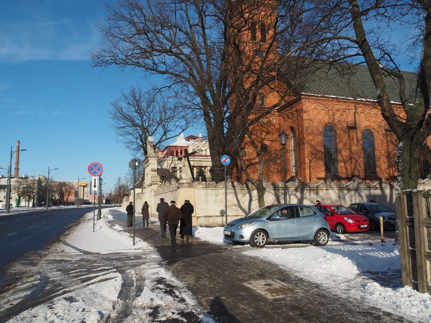 Na niebezpieczeństwo takiego zachowania zwrócili uwagę...