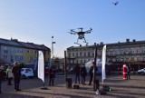 Nie chcą smogu w Tomaszowie Maz. Spotkanie na pl. Kościuszki oraz pokazy drona, który będzie sprawdzał kominy [ZDJĘCIA]