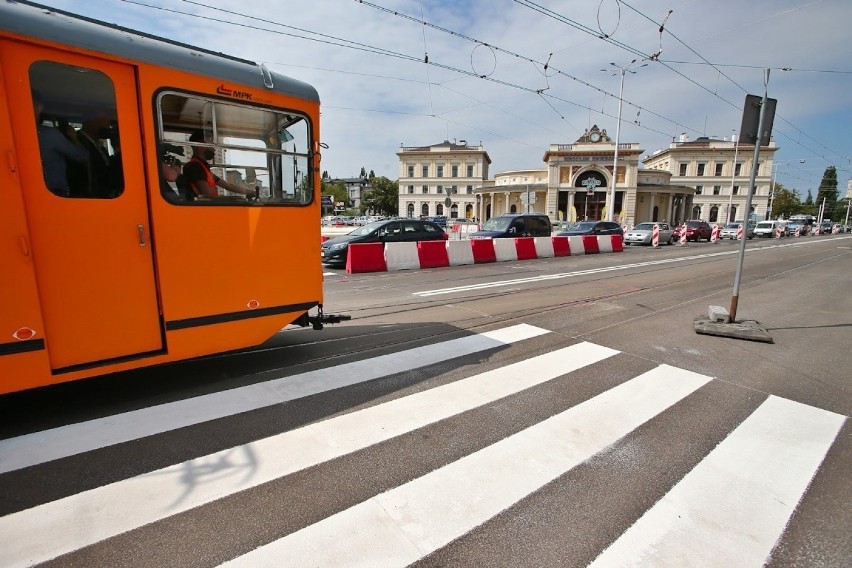 Koszt tego fragmentu Trasy Autobusowo-Tramwajowej do ulicy...