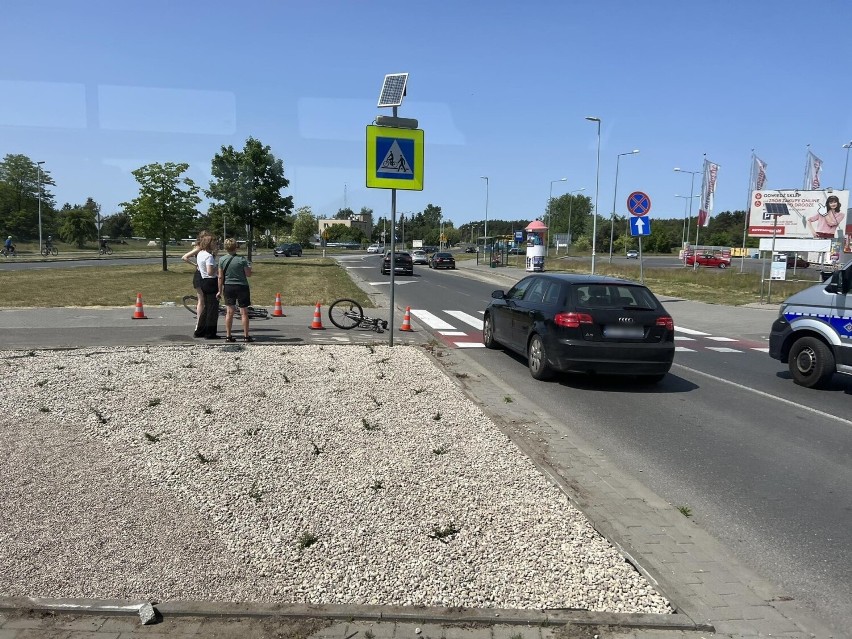 Nietrzeźwy kierowca BMW potrącił rowerzystę przejeżdżającego...