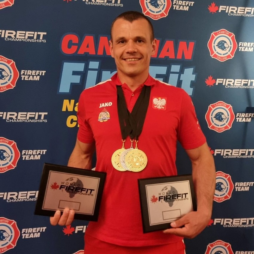 Super strażak z Chełma.  Kapitan Rafał Bereza został  mistrzem świata firefit. Zobacz zdjęcia