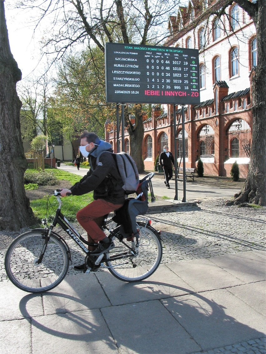 Monitor jakości powietrza w nowym miejscu koło ratusza