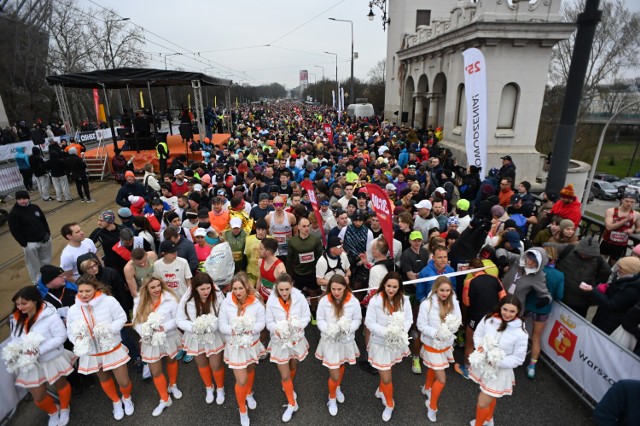 Zdjęcia uczestników Biegu na Piątkę 2024