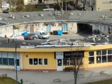 Wichura szalejąca nad Warszawą zniszczyła zabytkowy budynek. Oskarżają miasto o brak reakcji. Dzielnica odpowiada