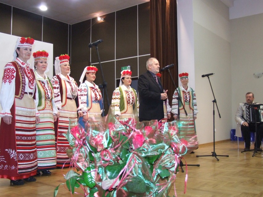 Żelistrzewo, Dom Kultury. Białoruski zespół zaśpiewał dla mieszkańców gminy Puck