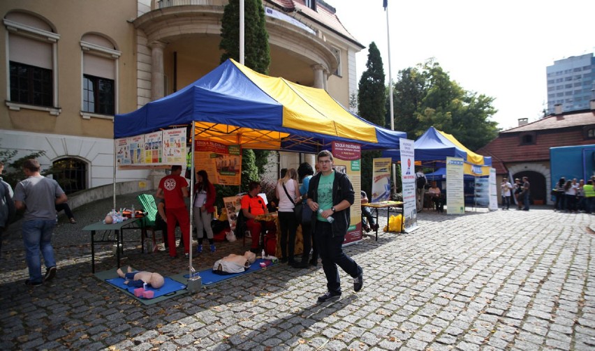 Piknik policyjny w Łodzi - Myślę więc jestem - trzeźwy za...