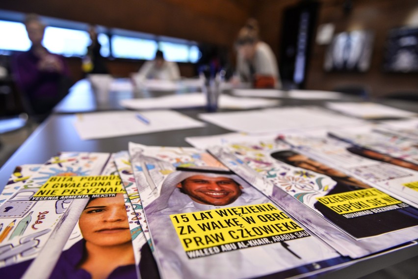 Amnesty International zachęca do pisania listów solidarności