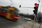 Peugeot zderzył się z tramwajem przy Dworcu Gdańskim