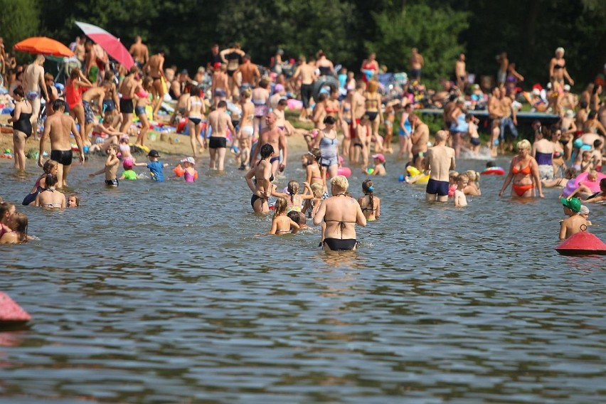 Tłumy poznaniaków odpoczywają nad Rusałką