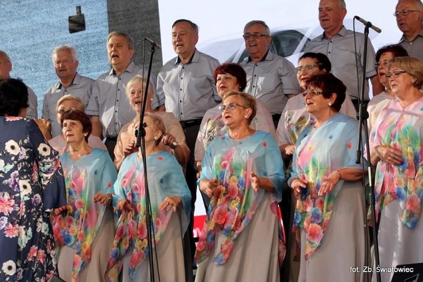 Chór „Gaude Vitae” ze Stalowej Woli błysnął artystycznie na festiwalu muzycznym. Zobaczcie zdjęcia i film