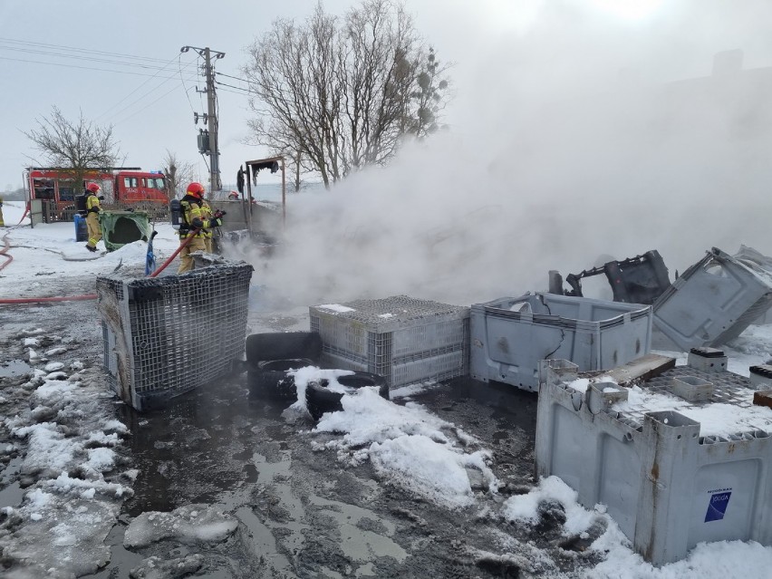 Pożar kontenerów w Ludwinie