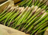 W sprzedaży pierwsze szparagi. Ceny warzyw na rynku hurtowym w połowie kwietnia 2021