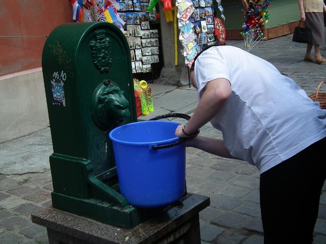 Zabytkowe ujęcie wody na Starym Rynku