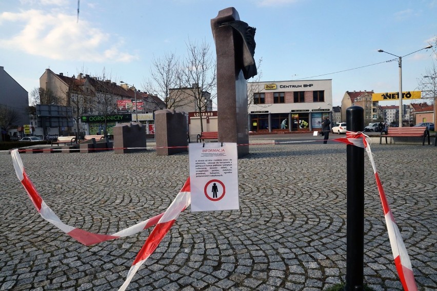 Legnica jak miasto-widmo. Boimy się koronawirusa? [ZDJĘCIA]