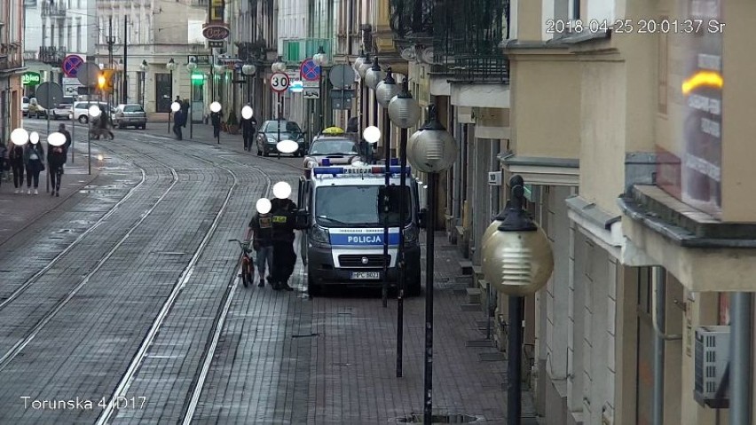 Policjanci odnaleźli skradziony rower dzięki miejskiemu monitoringowi [zdjęcia]