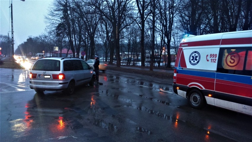 Kraśnik: Zderzenie trzech aut na ul. Urzędowskiej (ZDJĘCIA, WIDEO)