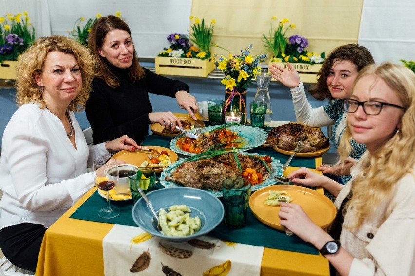 Bistro Podaj Kaczkę raz! w Gdańsku zamiast Baru Kartuska! Kuchenne Rewolucje 10.09.2020. Co zmieniła Magda Gessler? [MENU, CENY, OPINIE]