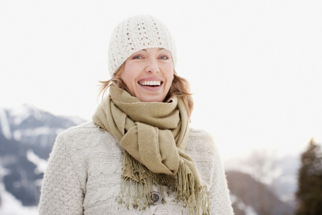 W czapce zimowej przede wszystkim powinno być ciepło, ale to nie oznacza, że nie możesz wybrać modelu, w którym będzie ci po prostu ładnie.