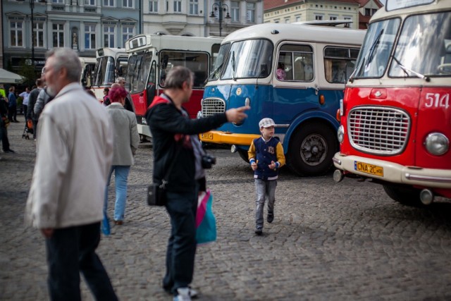 Parada zabytkowych autobusów ulicami Bydgoszczy będzie jedną z atrakcji sobotniego zlotu.