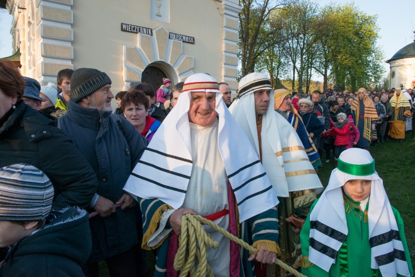 Kalwaria Zebrzydowska, Wielkanoc 2014: Procesja w Wielki Piątek [ZDJĘCIA]