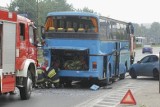 Wypadek autobusów z Knurowa we Wrocławiu [ZDJĘCIA] - jechali nimi uczniowie Gimnazjum nr 3