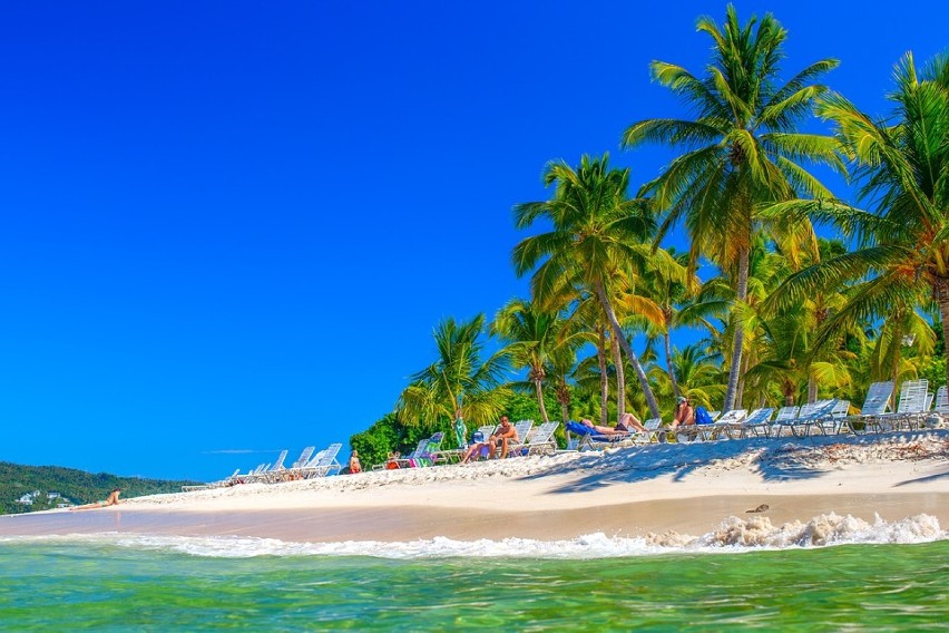 Dominikana to prawdziwy raj. Palmy, lazurowe niebo,...
